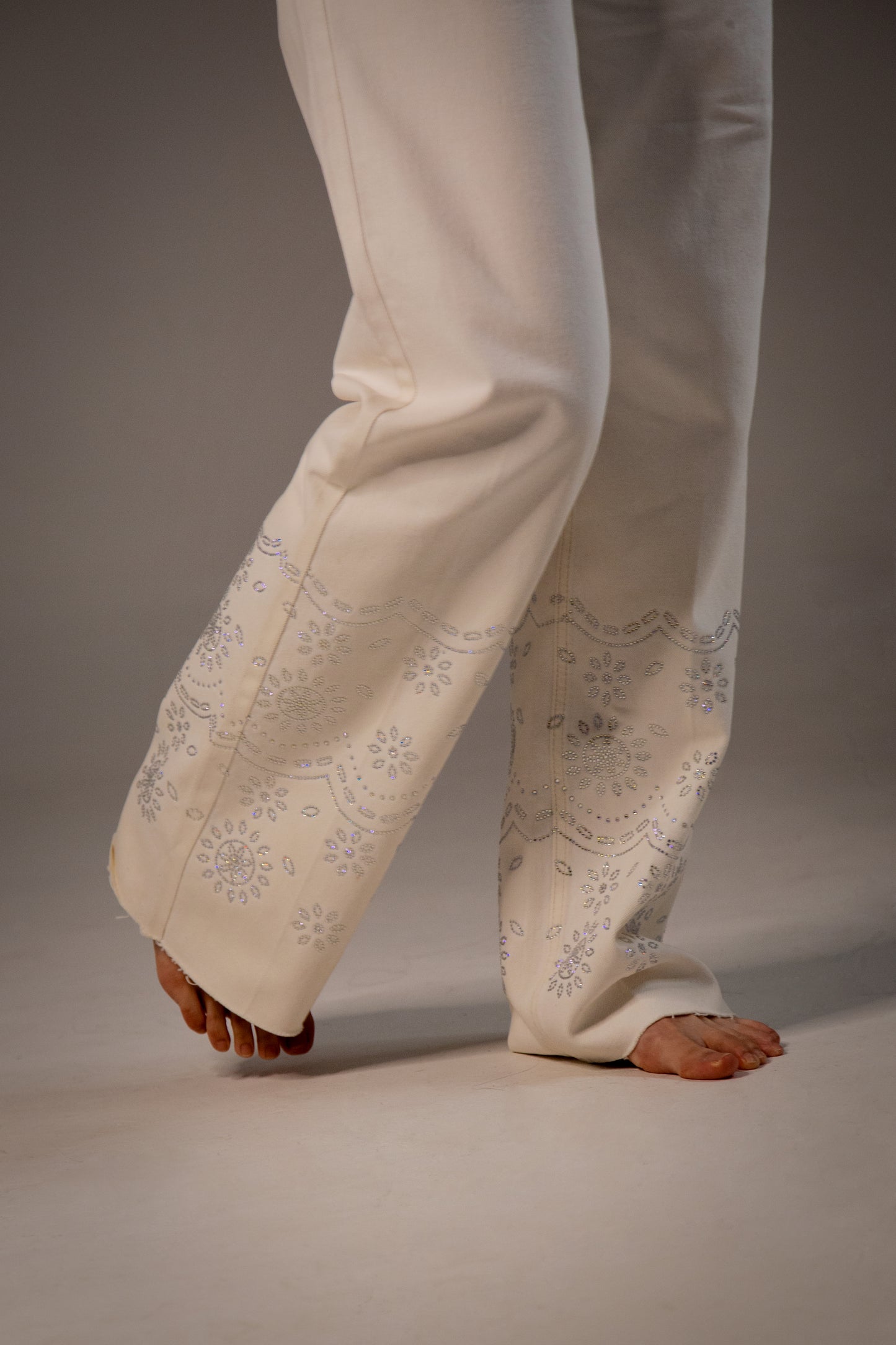 Jean Wide Leg Ojalillo Color Off White