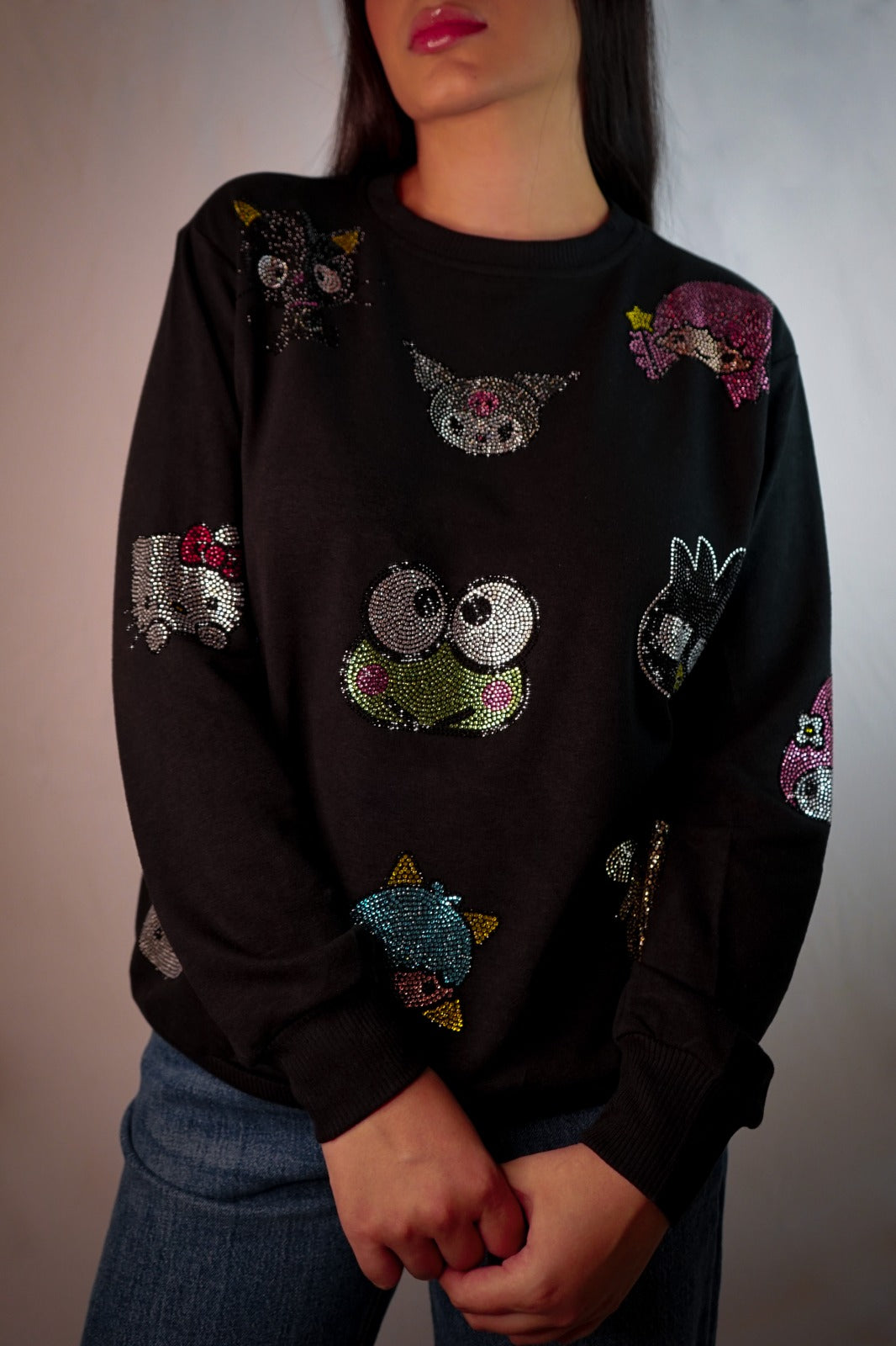 Sweater Sanrio Black Colors Oversize