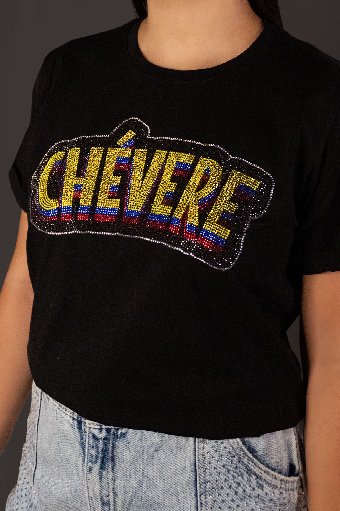 Chevere Color Negro Manga Doblada