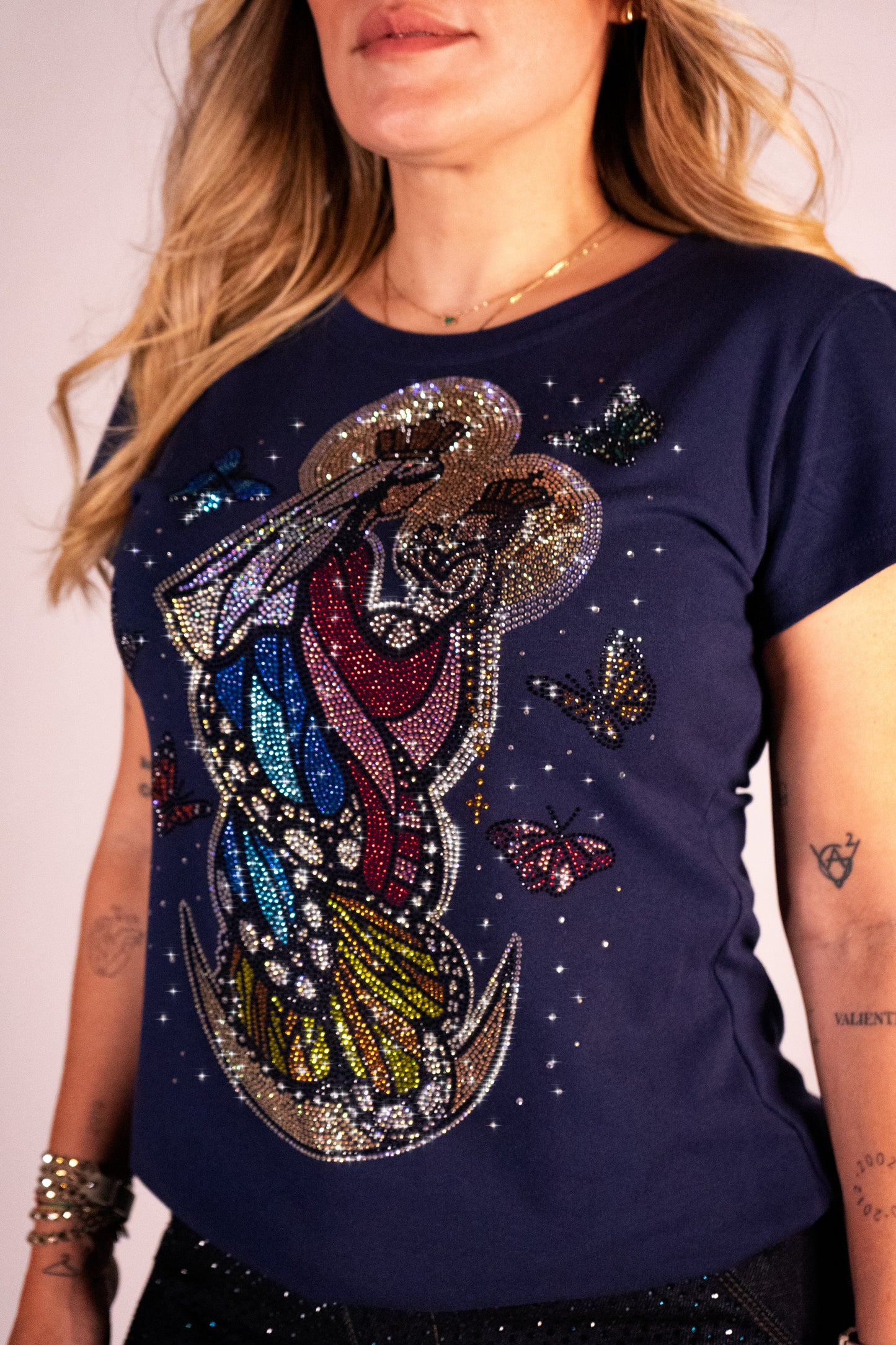 Chinita Mariposa Color Azul Oscuro Corte Silueta