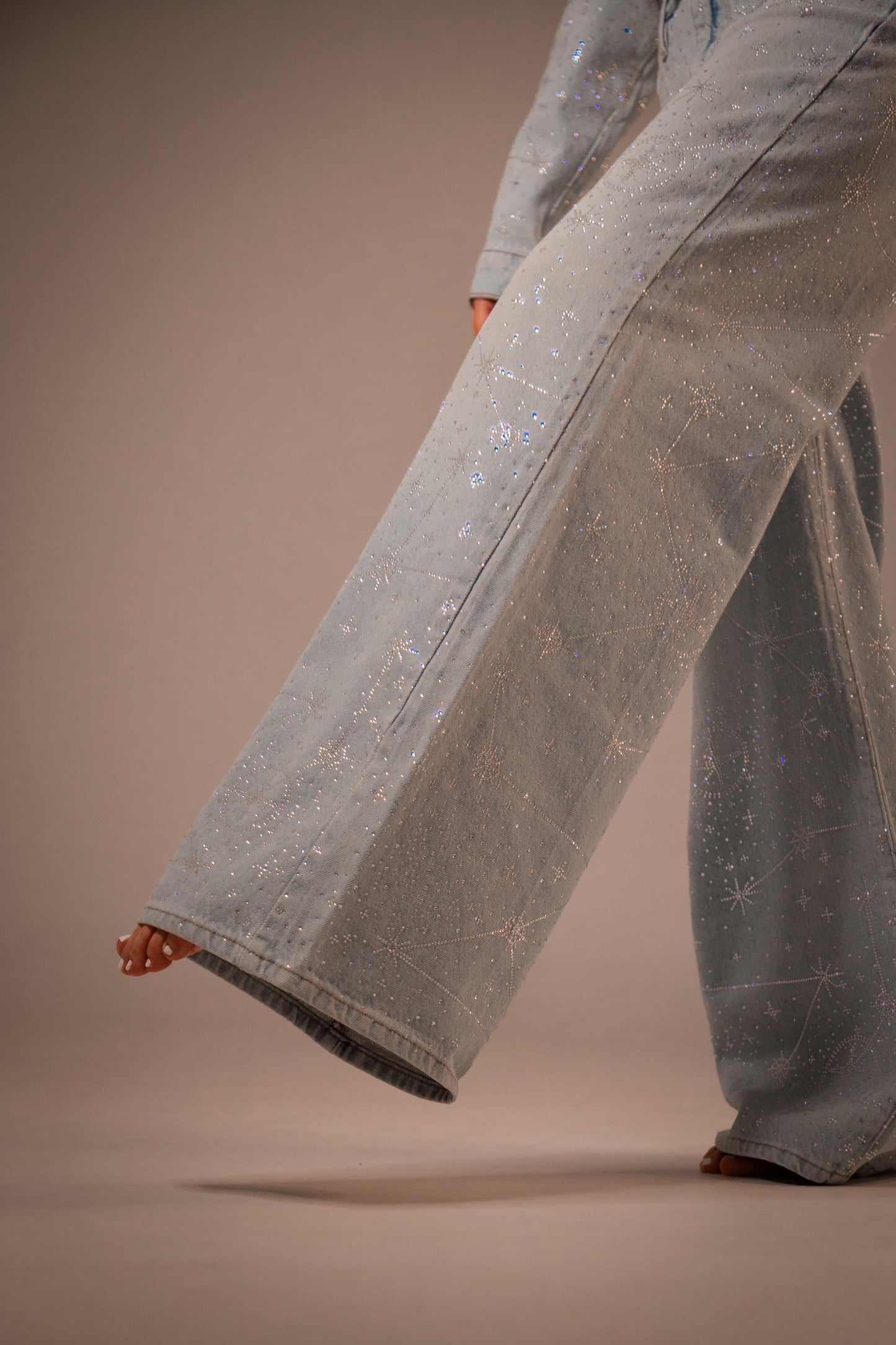 Jean Costelacion Wide Leg High Rise