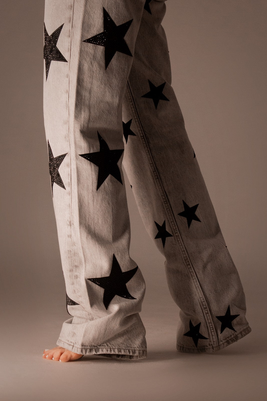 Jean Grey Black Star Wide Leg Mid Rise