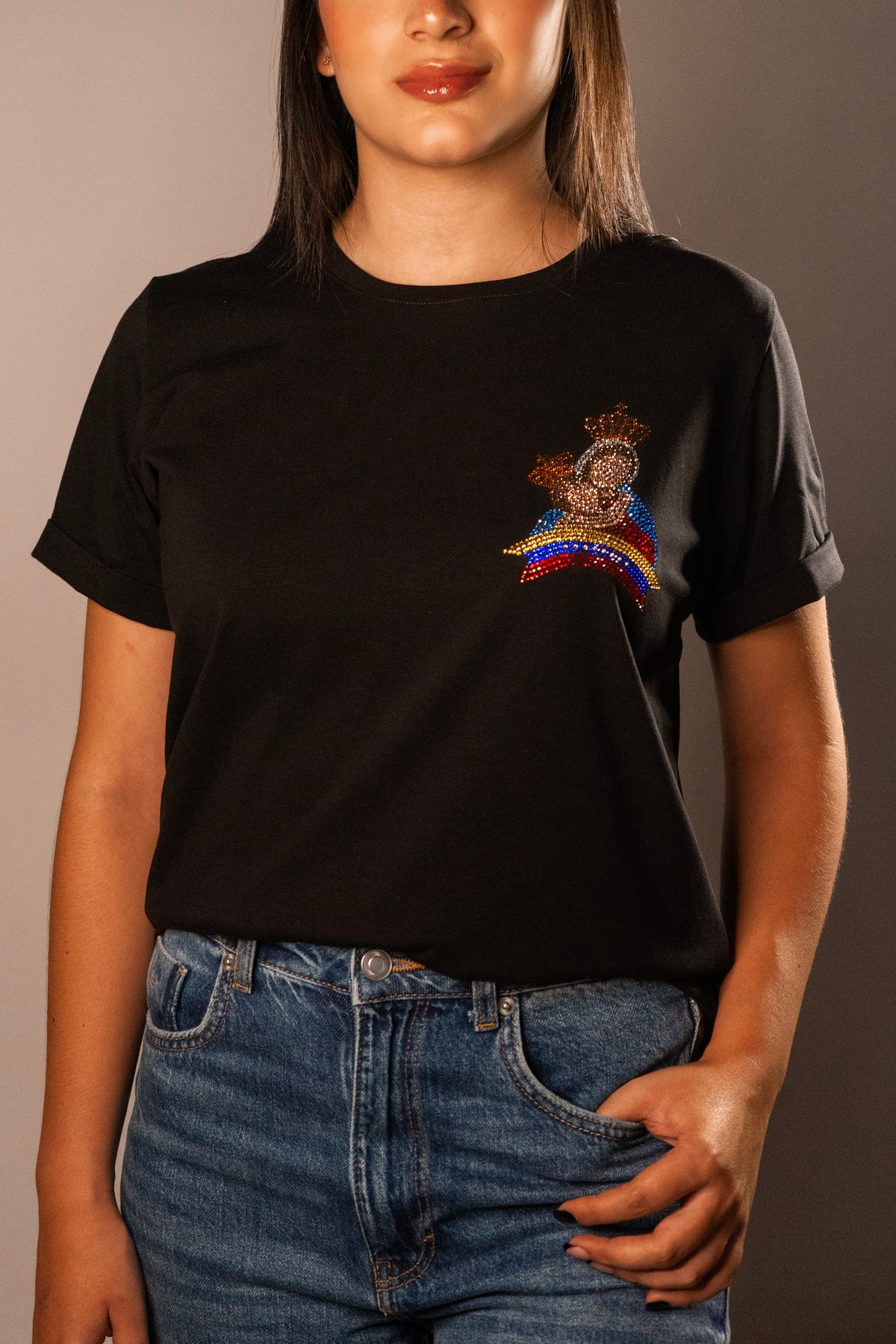 Chinita Venezuela Basic Manga Doblada