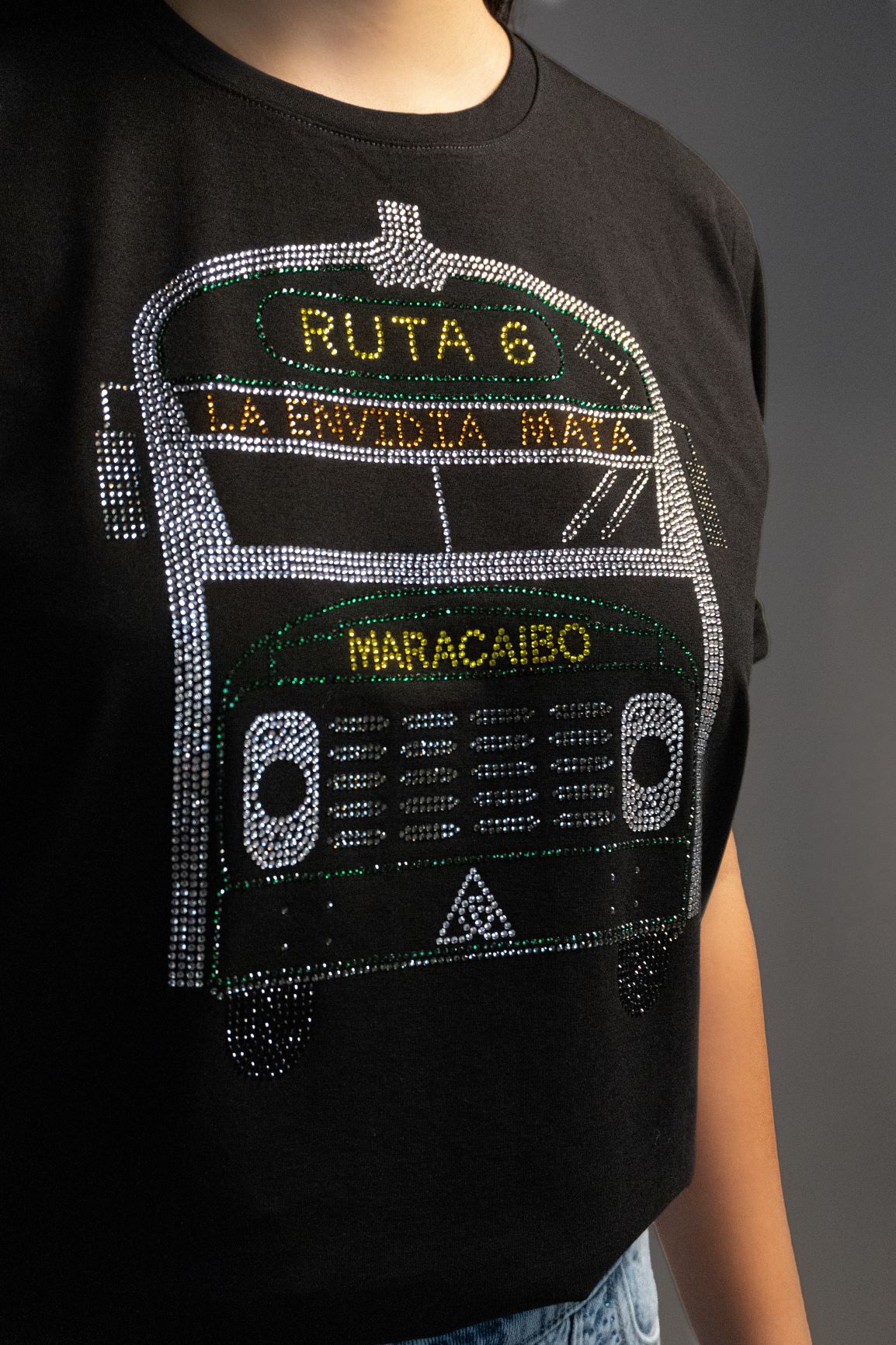 Ruta 6 Color Negro Manga Doblada